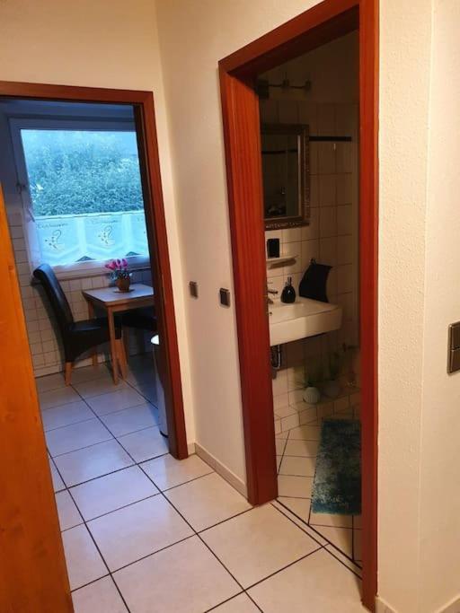 Zentrale Messe/Ferien Whg Mit Garten & Parkplatz Ratingen Zewnętrze zdjęcie
